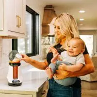 Baby Brezza Safe And Smart Bottle Warmer Lifestyle 2