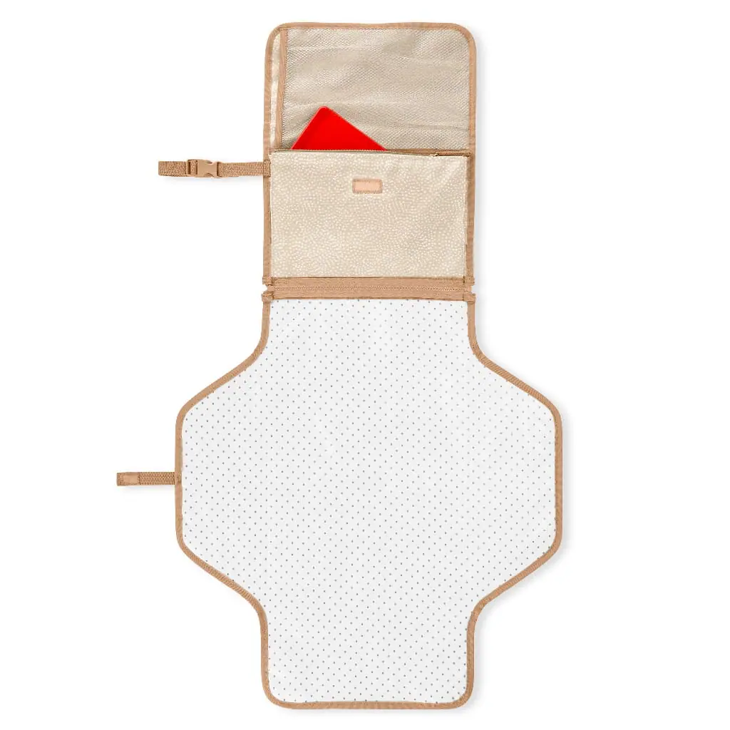 Skip Hop Pronto Signature Changing Station Bubs n Grubs