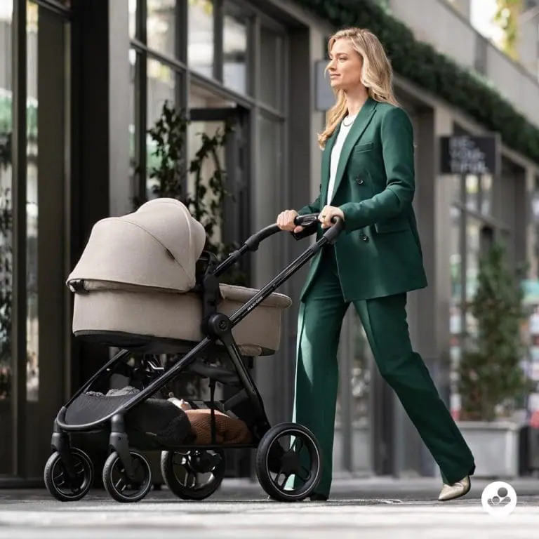 Maxi Cosi Mali Stroller Lifestyle