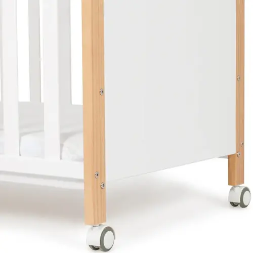 Grotime Lucas Compact Cot White Natural Closeup Grotime Lucas Compact Cot White Natural Closeup