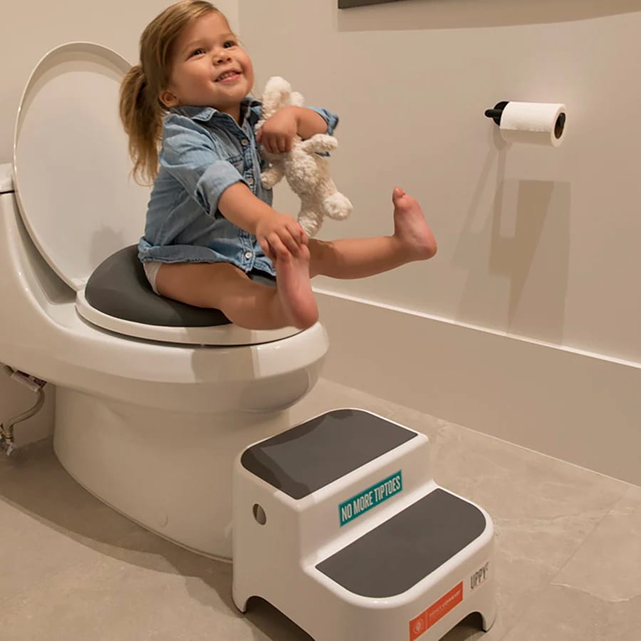 Prince Lionheart Wee Pod Basix Lifestyle With Child 4