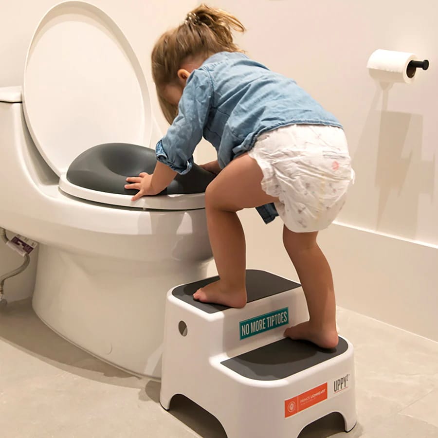 Prince Lionheart Wee Pod Basix Lifestyle With Child 5