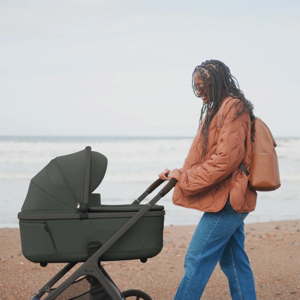 Silver Cross Cover Pewter Carrycot Beach Lifestyle Carousel