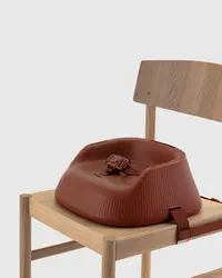 Hannie Portable High Chair Perspektiv Mahogany 4 5 Seat
