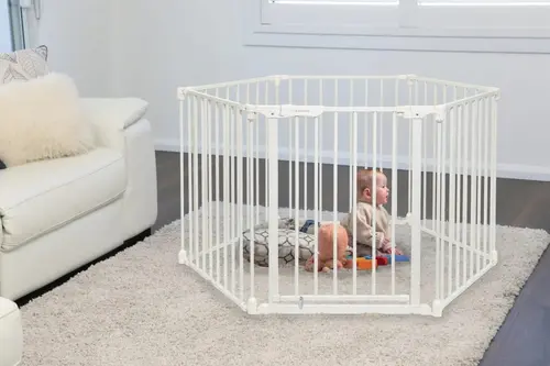 Dreambaby Discovery 6 Converta 3 In 1 Play Pen Lifestyle With Baby Dreambaby Discovery 6 Converta 3 In 1 Play Pen Lifestyle With Baby