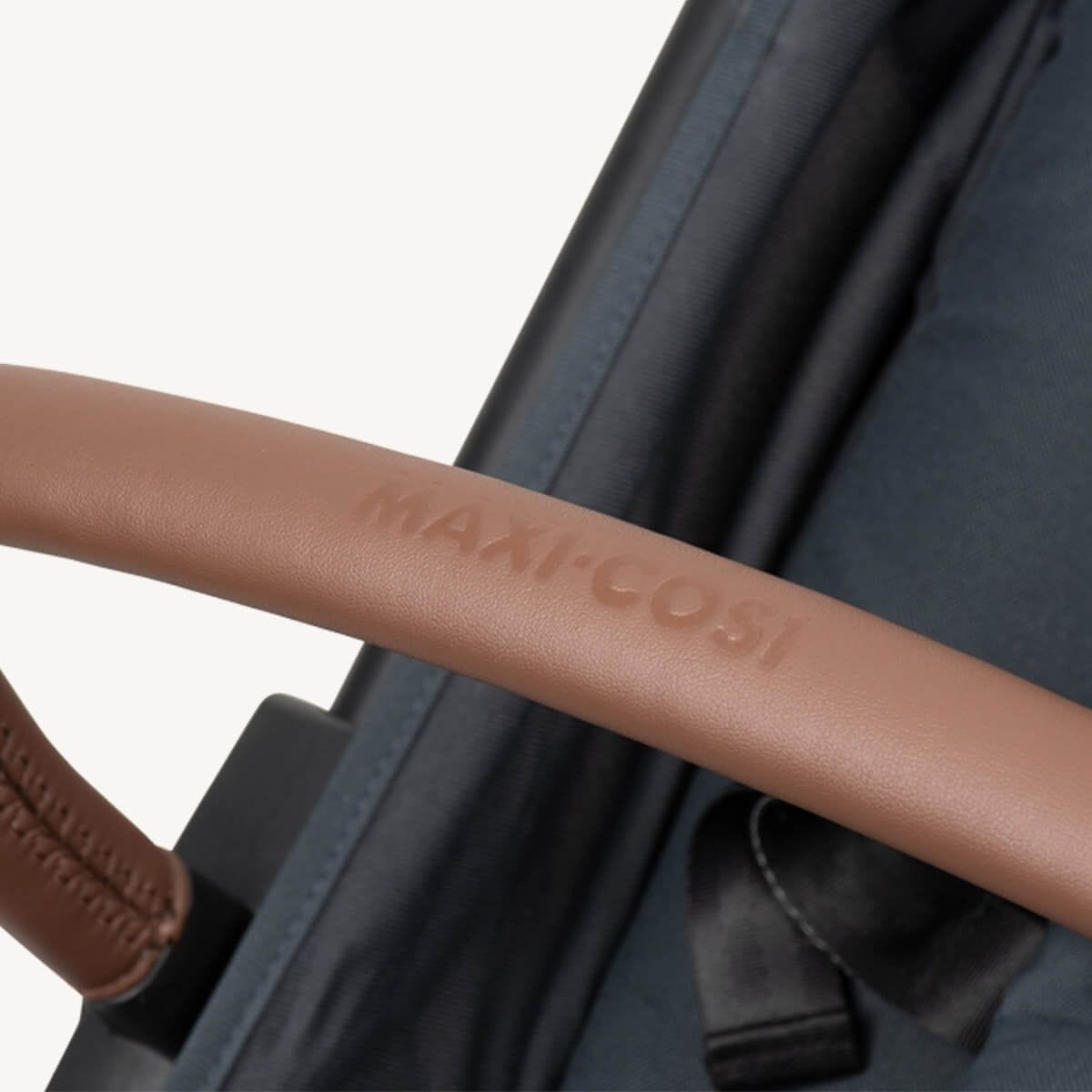 Maxi Cosi Leya Stroller Essential Graphite Bumper Bar