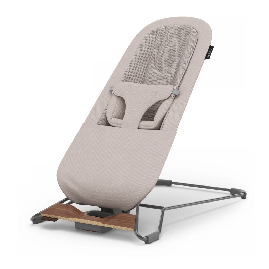Uppababy Mira V2 3 In 1 Bouncer Townsend Beige Soft Knit Walnut Three Quarter Left Newborn Mode